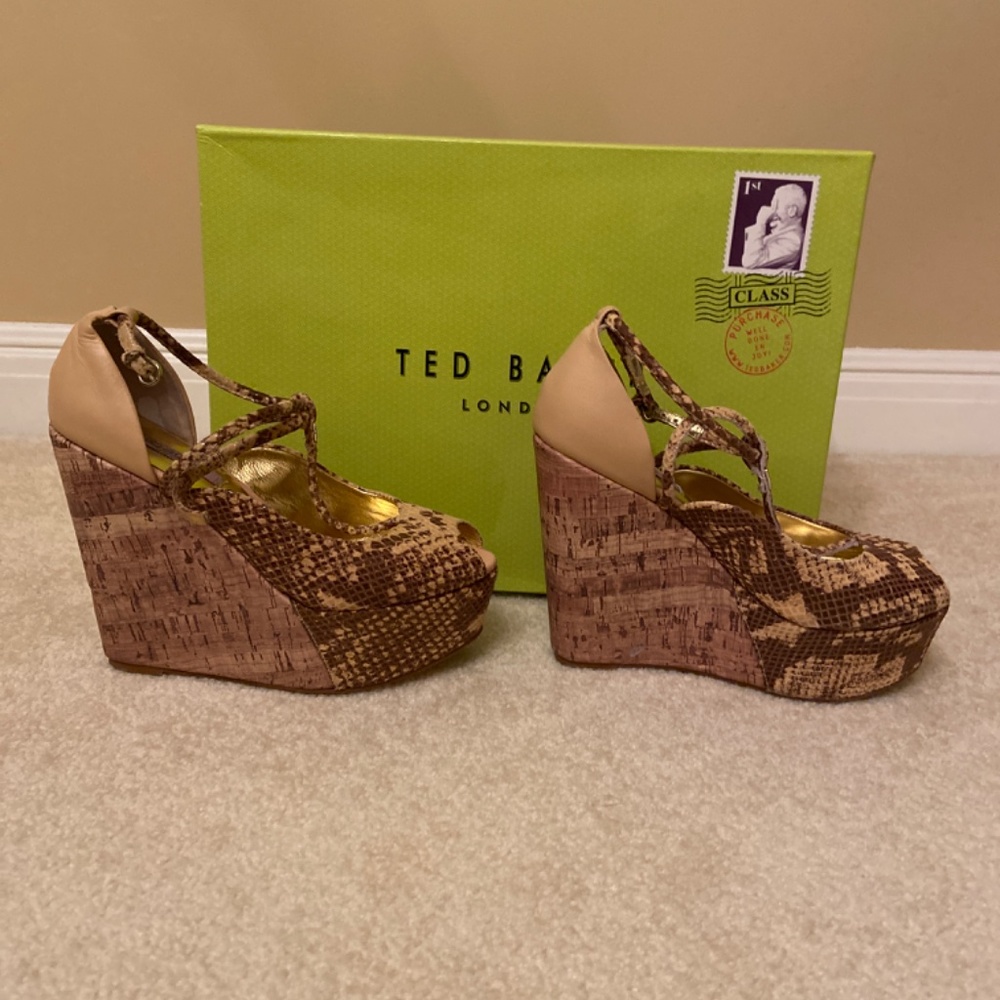 Ted Baker Wedge - Picture 3 of 5